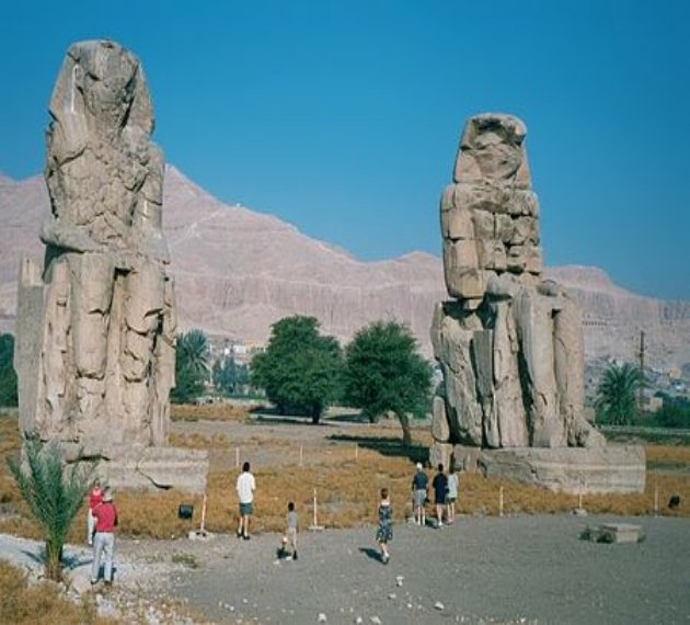 Les Colosses de Memnon