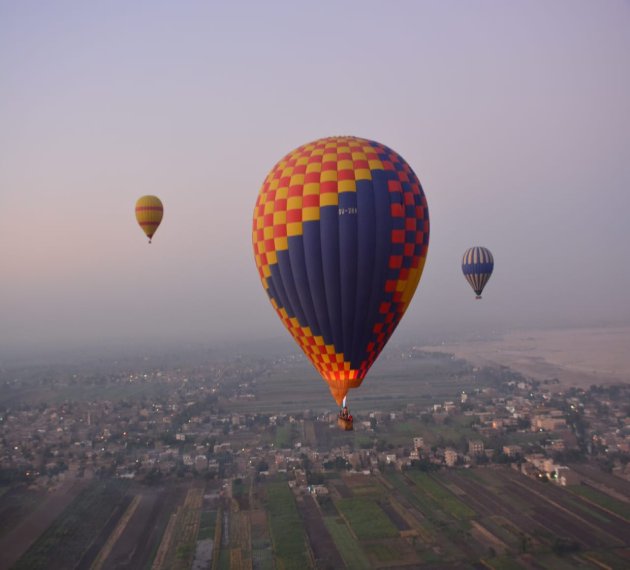 Le Vol en Montgolfière à Louxor
