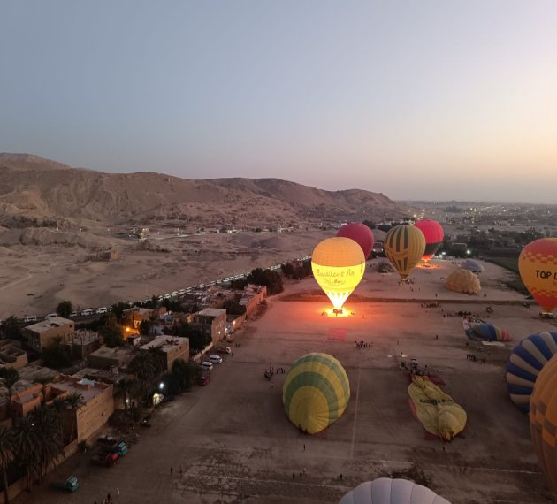 Le Vol en Montgolfière à Louxor