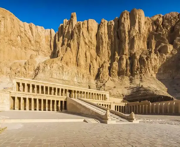 Programme – 8 Jours / 7 Nuits